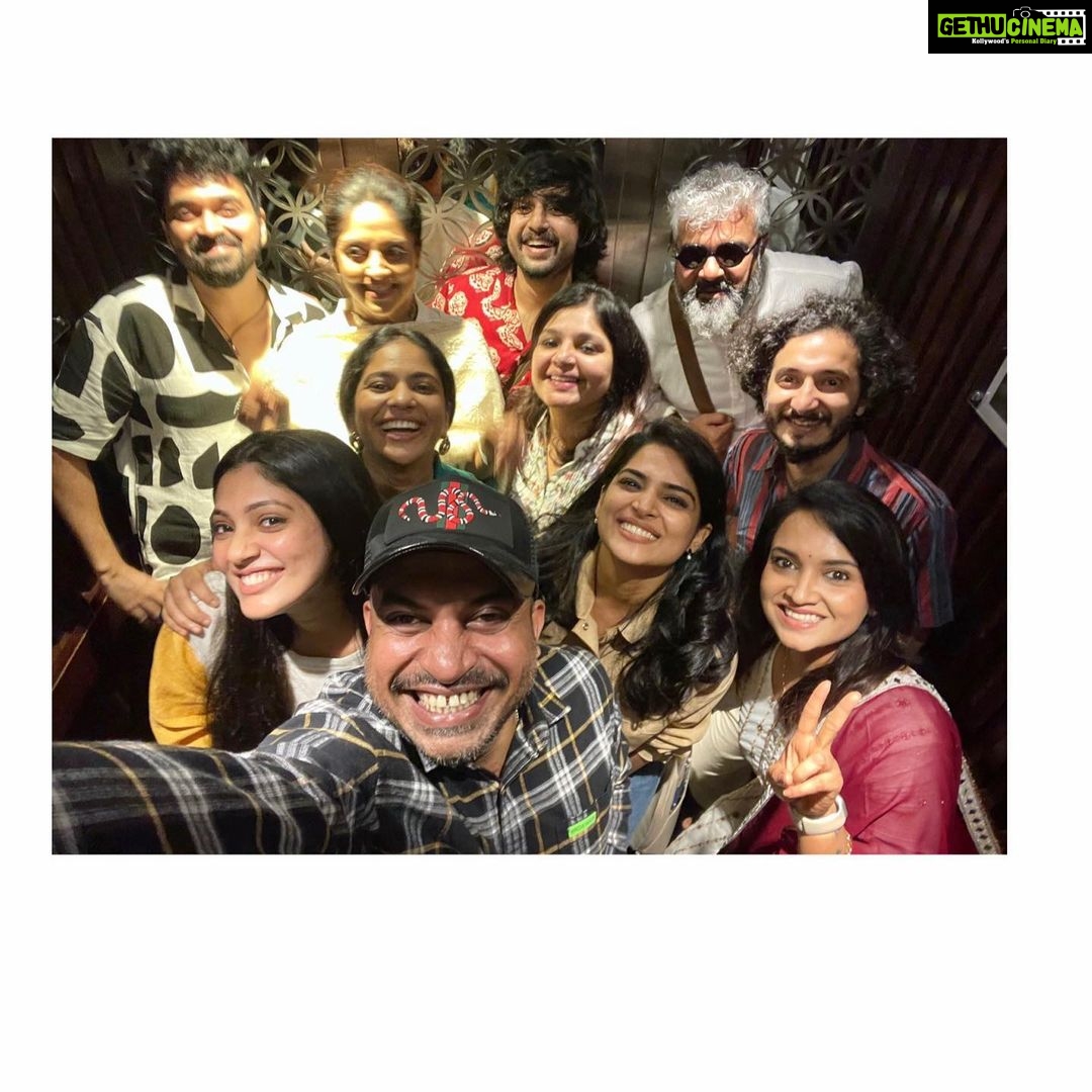 Anagha - 86.1K Likes - Elevator selfie ,cuz we are super elated !
Bheeshmaparvam ❤️
@amalneerad_official
@mammootty
@srindaa
@soubinshahir
@simply.nadiya @shebinbenson @veena_nandakumar @lenaasmagazine
@farhaanfaasil
@sushintdt @starsobrite