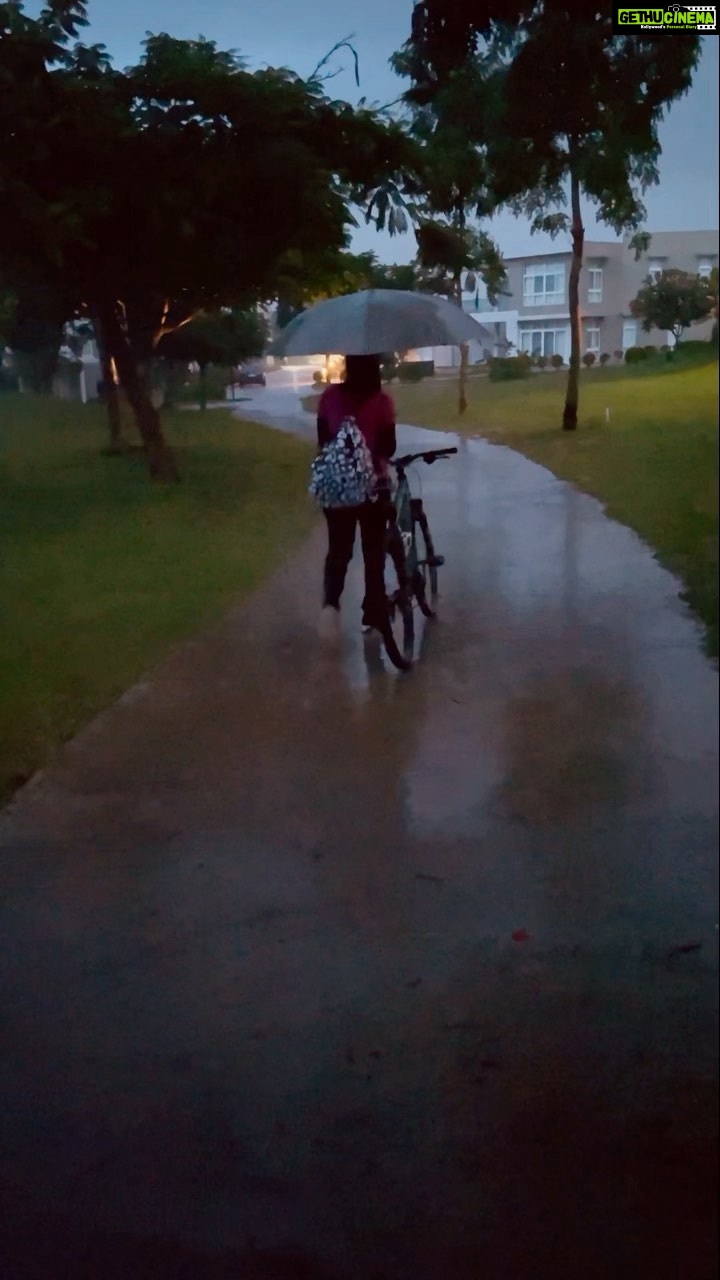 Anagha Instagram - I like people who smile when it rains …