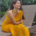 Anaika Soti Instagram - 🧡🧡🧡🧡 📸- @they_see_sharaab ...thankyou for always making me look nice 🙈