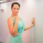 Anasuya Bharadwaj Instagram - Light ran wild within her.. and that was the way she came alive.. and it showed up in everything. ⚡️😌 For #SuperSingerJunior🎤🎶🎵 Outfit & Styling @gaurinaidu 🐠 Pc: @freeze_the_seconds46 😊