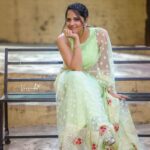 Anasuya Bharadwaj Instagram - Be your own reason to smile 😊🧚🏻‍♀️ For #PartycheddamPushpa #ThisAfternoon #12pmOnwards only on @starmaa Jewels by @lorifinejewellery ✨ PC: @verendar_photography