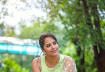 Anasuya Bharadwaj Instagram - Be your own reason to smile 😊🧚🏻‍♀️ For #PartycheddamPushpa #ThisAfternoon #12pmOnwards only on @starmaa Jewels by @lorifinejewellery ✨ PC: @verendar_photography