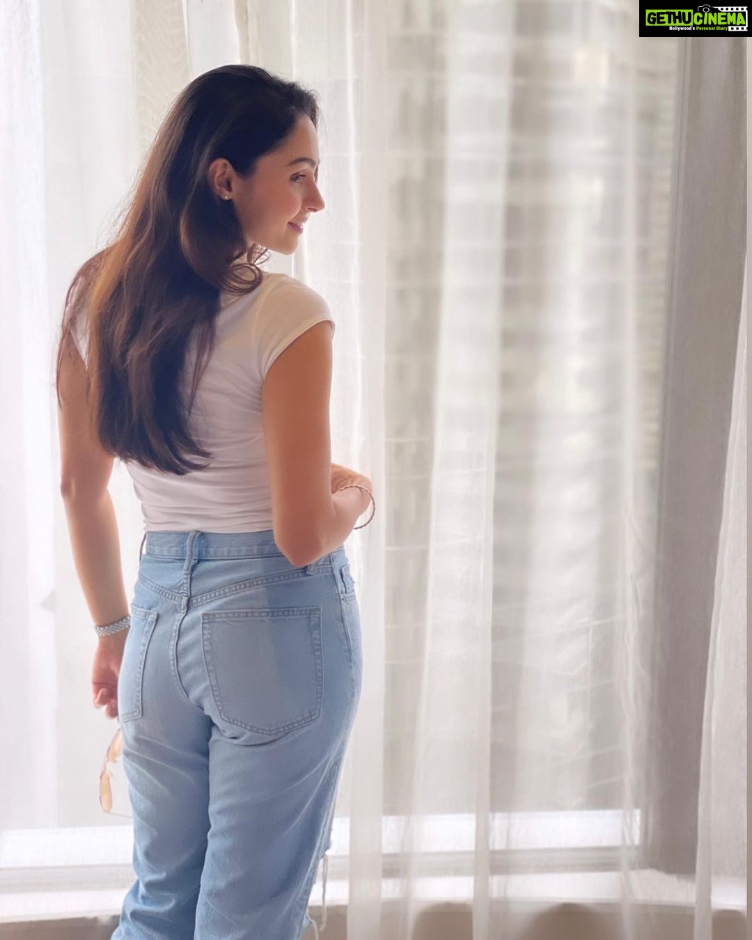 Andrea Jeremiah Instagram - Hello #malaysia 🙋🏻♀️