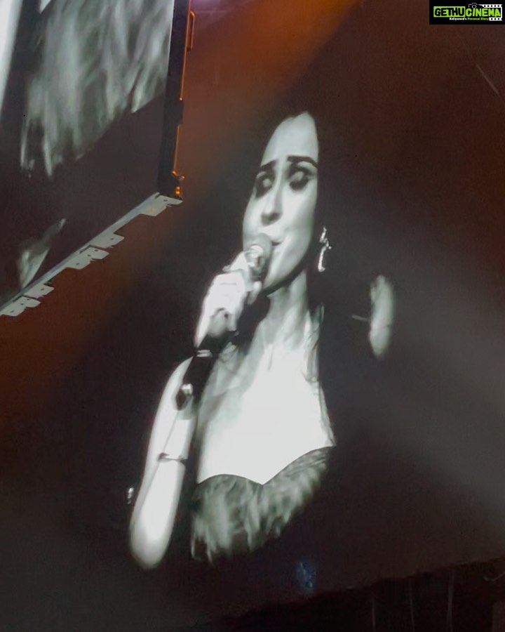Andrea Jeremiah Instagram - #aboutlastnight 💕💫💓 #malaysia you were amazing as always 😍😍😍 MUH @blushbeautybeyond @btosproductions @malikstreams @itsyuvan #yuvan #yuvan25 #malikstreams #kualalumpur #tamil #music #onstage #live #bts