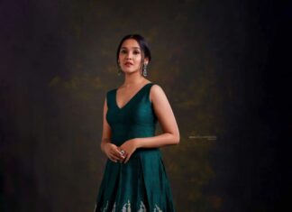 Anikha Instagram - 💚💚 @arun_payyadimeethal @jo_makeup_artist @stylestoriesbypriyanka @gospelofdesign @alkas_bridal @shamnad_wedads @shadowfx2021