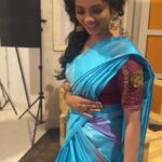 Anitha Sampath Instagram – Loving this look and saree drape!! 😍
Designer Blouse @justforeves 
Mua @makeupby_rinu 
Photo @kavinjeyaraj