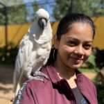 Anitha Sampath Instagram – 😍😍😍 parrot name therinja solunga! Fundera Park