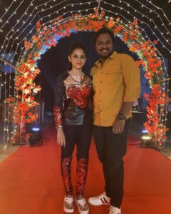 Anitha Sampath Instagram - Bb jodigal! Our performance is about to stream! Now on vijaytv😍