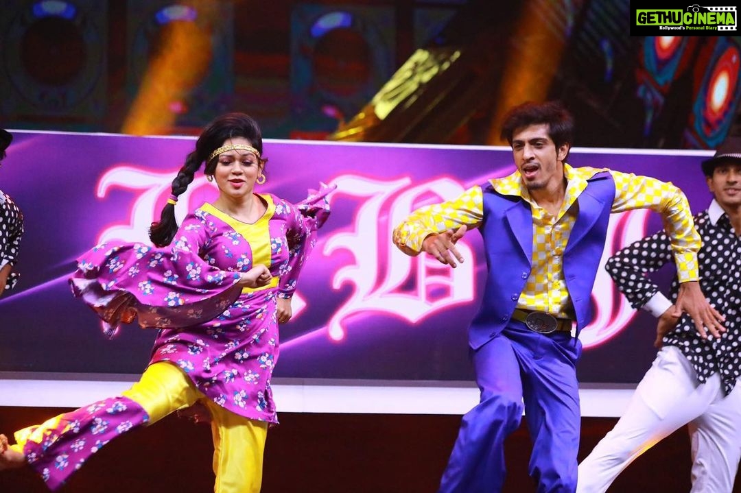 Anitha Sampath Instagram - Retro round coming soon! Guess the song guys!