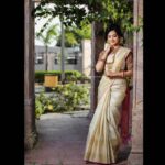 Anitha Sampath Instagram - @PREETHIARTISTRY @SAJNA_BRIDAL_WEAR_DESIGNER @SHADOWSPHOTOGRAPHYY @AKSHAYA_MEENAKSHI_KANCHIPURAM @VIVAHBRIDALCOLLECTIONS @NITHYA_MAKEUP_AND_HAIR