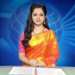 Anitha Sampath Instagram – மழையைக்காட்டிலும் அற்புதம்..
இலைகள் சிந்தும் மீதித்துளிகள்
.
-கவிஞர் சுகுமாரன்
(காலச்சிலைகள் கவிதை புத்தகம்)
Chain @kajal_jewellery
.
#anitha #anithasampath #suntv #sunnews #newsreader #suntvnewsreader #vanakkamthamizha #vanakamthamizha #anchor #vj #anithaanchor #newsreaderanitha #newsreaderanithasampath #anithasampathinstagram