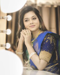 Anitha Sampath Instagram - மனமெங்கும் மாய ஊஞ்சல்.. Hair: @jayashree_hairstylist Lens: @sarancapture Mua: @teddy_palette Blouse:@sajna_bridal_wear_designer Jewel:@littlefingers_bridal_jewellery