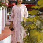 Anitha Sampath Instagram – காலின் இடையிலே
உரசும் பூனையாய்
வாழ்க்கை போதும் அடடா…
(96 movie lines)

Costume @instorefashions
Camera @i_m_lokaesh
.

#maduraishoot #madurai #webseries #emergency #medicos #doctoranitha #anithambbs #medicalstory #Medicalwebseries #comingsoon Meenakshi Mission Hospital