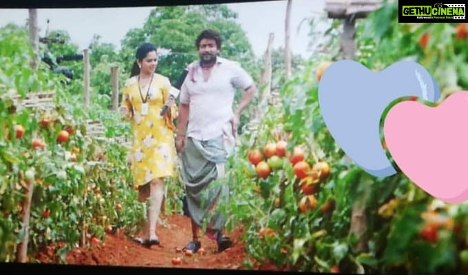Anitha Sampath Instagram - படத்தை மேலும் சிலர் பார்க்கும் வரை காத்திருந்து இப்போது பதிவிடுகிறேன். . என்னை tag செய்தும்,inboxலும் வாழ்த்திய இன்ஸ்டா நண்பர்கள் அனைவருக்கும் கோடி கோடி நன்றிகள்..(மன்னிக்கவும் எல்லோருக்கும் பதிலளிக்க இயலவில்லை) . காப்பான் படத்தில் ஒரு சீன்ல வந்துட்டு எப்படி இதை ரொம்ப வெளியே சொல்லிக்கொள்வது என தயங்கினேன்.. . சில யூடியூப் சேனல்களில் காப்பான் தொடர்பாக பேட்டி கொடுக்குமாறு கேட்ட போதும்..நான் ஒரு சீன்ல தான் வருவேன்.. எதோ பெரிய ரோல் பண்ண மாதிரி பேட்டியெல்லாம் வேண்டாம் என சொல்லி அதையும் செய்யாமல் விட்டுவிட்டேன்.. . காப்பான் படத்தில் நான் ஒரு சில நிமிடம் தான் வருவேன் என் முன்னரே அடிக்கடி சொல்லிக்கொண்டே தான் இருந்தேன்.. . ஆனால் உண்மையில் இத்தனை பேர் அதை கவனிப்பீர்கள்,இத்தனை பேர் "ஹே..இது அனிதா சம்பத் தான" என்று இன்னும் என்னை நினைவில் வைத்து இருக்கிறீர்கள், என நான் சற்றும் எதிர்பார்க்கவில்லை.. . கோடி கோடி நன்றிகள் ஒவ்வொருவருக்கும்!! . செய்தி வாசித்தே படங்களில் வந்த எனக்கு நடிப்பெல்லாம் மிக மிக புதியது..இருப்பினும் என் தவறுகளை பொறுத்துக்கொண்டு, நெருடல் இன்றி நடிக்க உதவிய k.v.Anandh sir & Kapaan teamக்கு நன்றி.. . முக்கியமாக "நான் ஒரு ஸ்டார்" என்ற எந்த பந்தாவும் இன்றி..முதல் ஷாட் நடிக்கும் போதிலிருந்து முழு 2 நாட்கள் படபிடிப்பிலும், பழகிய அண்ணனோடு இருப்பதை போல உணர வைத்து, கனிவோடு நடத்திய சூர்யா அண்ணாவுக்கு பெரிய பெரிய நன்றிகள்.. . திரையில் சில நொடிகளில் இருந்து சில நிமிடங்களுக்கான முதல் புரமோஷன்..காப்பான்.. memorable movie in my life...