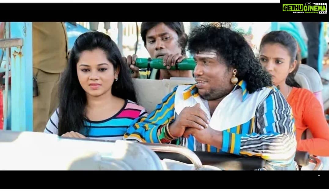 Anitha Sampath Instagram - தர்மபிரபு படத்தின் deleted scene..எனினும் யோகி பாபு அண்ணாவோடும் ரமேஷ் திலக் அண்ணாவோடும் நடித்த அனுபவம் மறக்க முடியாதது.. இருந்தாலும் சீன தூக்காம இருந்துருக்கலாம்..! . கிடைக்கிறது கிடைக்காம இருக்காது.. கிடைக்காம இருக்குறது கிடைக்காது.. . என்ற "பொன்மொழிகளுக்கு" ஏற்ப.. . (I just got this pic from an insta follower..link is not uploaded in YouTube..)