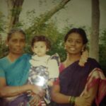 Anitha Sampath Instagram - குட்டி அனிதா..பழைய ஆல்பத்தை புரட்டிய போது கிடைத்தாள்..(1 year 2 months baby) . வாழ்வில் நாம் என்றுமே திரும்பி போக முடியாத பருவம்.. சோறு ஊட்ட ஒரு ஆளு; தூக்கி வச்சிக்க ஒரு ஆளு; டிரெஸ் மாத்தவும் ஆளு; திறந்த வெளி புல்வெளி கழகம்; எங்க வேணாலும் போய்கலாம்; அவங்களே கீளீன் பண்ணிவிட்றுவாங்க; . அழுதா கொஞ்சுவாங்க; தூங்குணா எழுப்ப மாட்டாங்க; படிக்க வேணாம்; வேலைக்கு போக வேணாம்; காசு..செலவு.. இதெல்லாம் என்னனே தெரியாது!!! முக்கியமா எவன் பேசுறதும் புரியாது!! நிம்மதியான வாழ்க்க! . . அனைவருமே அப்பாட்டக்கர்களாக செழிப்பா வாழ்ந்த காலம்..