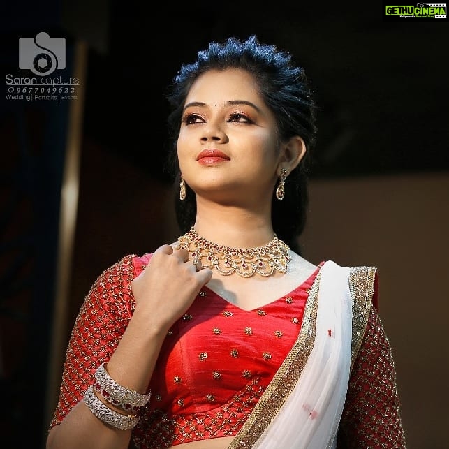 Anitha Sampath Instagram - நிமிர்.. . . Hairstyle @jayashree_hairstylist Photography @saicharan004 Makeover @teddy_palette Costumes @archana.karthick Jewels @vivahbridalcollections