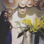 Anitha Sampath Instagram - பெண் அழகாக இருக்க வேண்டும் என்ற அவசியம் இல்லை.... பெண்..பெண்ணாக இருப்பதே அழகுதான்... . வாழ்வில் முக்கால் பாகம் சுற்றத்தாருக்காகவே வாழ்கிற அவளிடம் அழகை எதிர்பார்த்தலாகுமோ?!! . #anitha #anithasampath #anchoranitha #newsreader #suntv #sunnews #beautyliesinside The Thangam Grand