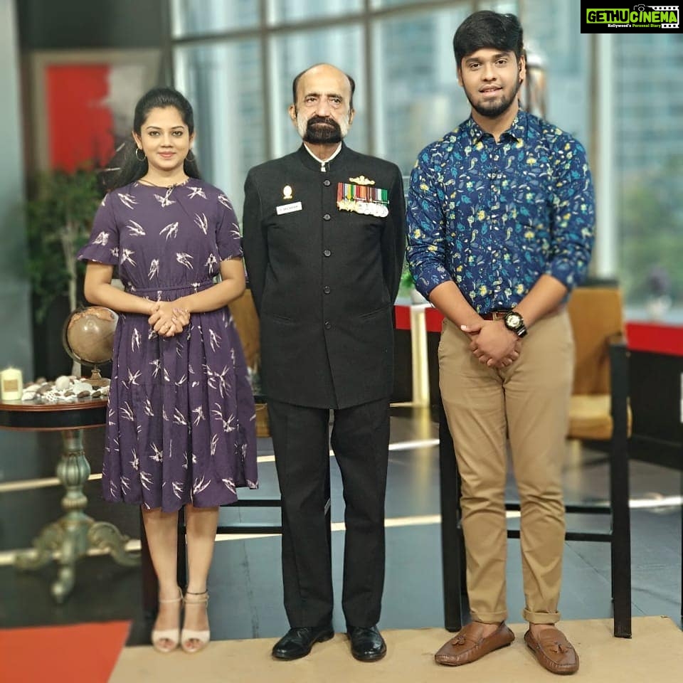 Anitha Sampath Instagram - Dec4..indian navy day..with retired commodore Mr.S.Sekhar..proud moment.. During india pakisthan war..He lived 21 days inside the submarine to save our navy's asset vikranth from Pakistan..and his team destroyed Pakistan's missile..