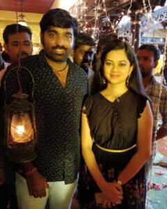 Anitha Sampath Instagram - #suntv #vjs #vijaysethupathi #96movie #96 #shootmode #suntvshow #anitha #anithasampath #anchoranitha