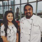 Anitha Sampath Instagram - In today's Vanakam thamizha..chef palanimurugan...chef week special..#anitha #anithasampath #anchoranitha #vanakkamthamizha #suntv #sunnews