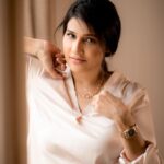 Anjena Kirti Instagram - Escape the Ordinary … Choose to Shine 🦋✨ @camerasenthil @rrajeshananda . . Mua : @reeya_makeup_artist @bhavi_makeup_artist_