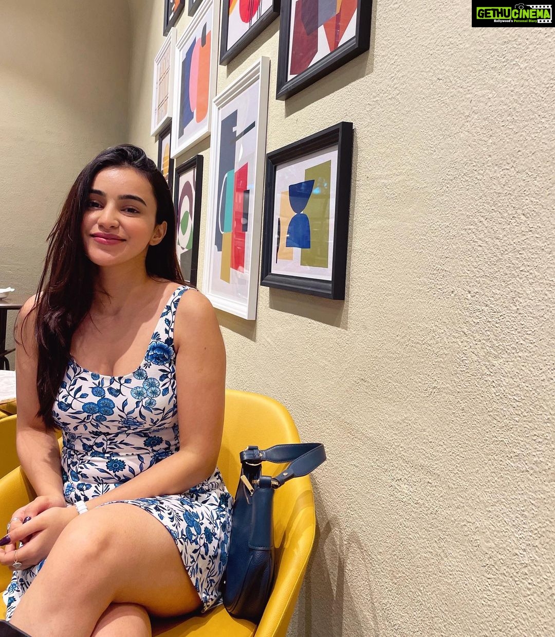 Ankitta Sharma Instagram - easy, breezy, cheesy.