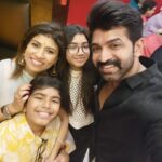 Arun Vijay Instagram - My world!!❤️ #familyiseverything #AV #AVJ