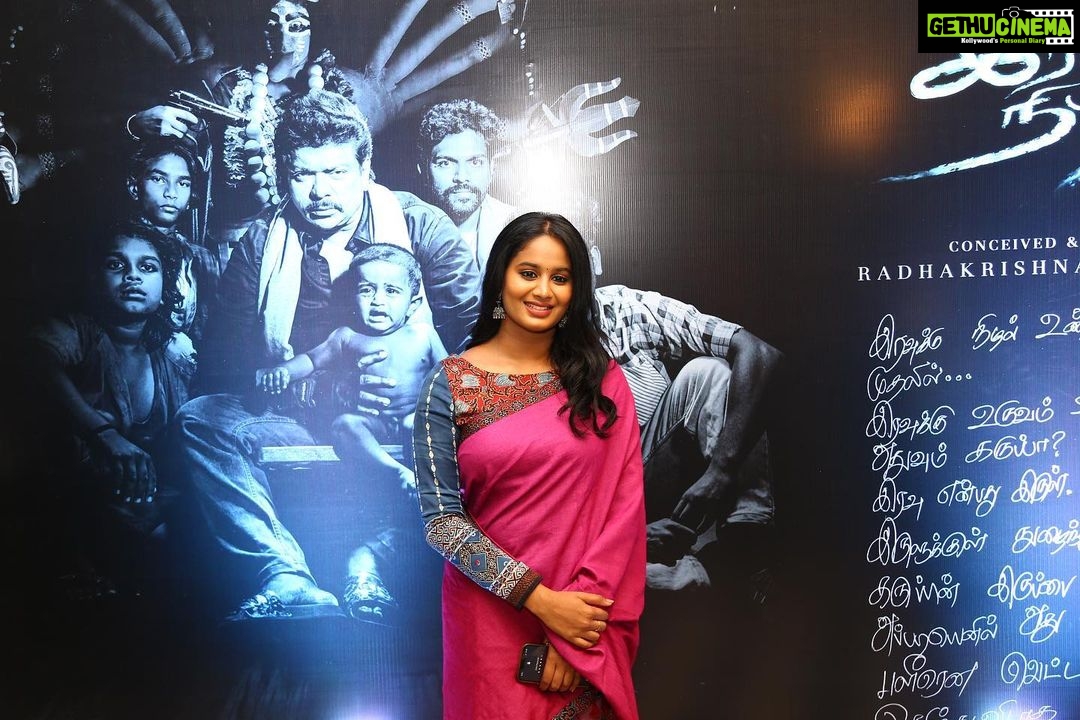 Brigida Instagram - All about the sINgle launch of #iravinnizhal #maayavathooyava