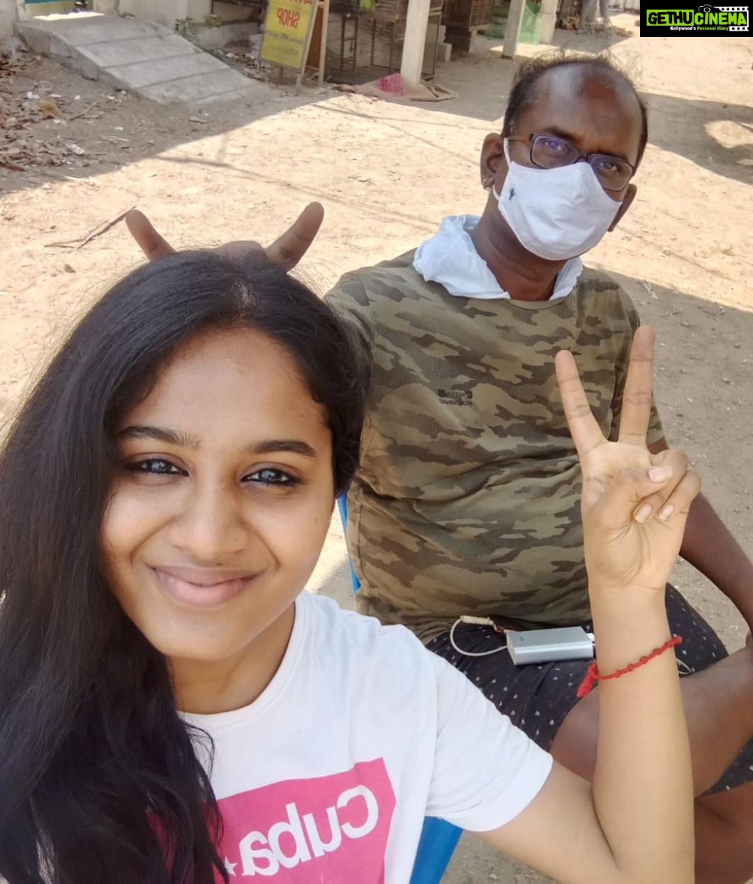 Brigida Instagram - Wishing you a many more happyyy birthday @arthur_a_wilson sir! ♥️ I can’t believe…I’ve been on your frames. Feeling so blessed that I’ve worked with a seniormost person who did extraordinary cinematography in films like , #panjathanthiram #anbesivam #povellamunvasam #pammalksamantham #rhythm #nankadavul #avanivan (My favourites) And who did mind blowing cinematography in, #iravinnizhal 🔥 (The world’s 1st Nonlinear single shot film) #brigida #brigidasaga #paviteacher #debut #assistantdirector #kollywood #iravinnizhal #parthibanradhakrishnan #arrahman #madrastalkies #cinema #love #flower