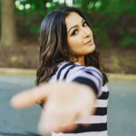 Catherine Tresa Instagram – A walk in the woods is therapy!💫

#lategram #travelislove #greengreengreen
#mebeingme #fridayvibes

captured by @datphotoguy2.0 Virginia & Washington D.C.