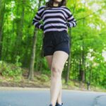 Catherine Tresa Instagram - A walk in the woods is therapy!💫 #lategram #travelislove #greengreengreen #mebeingme #fridayvibes captured by @datphotoguy2.0 Virginia & Washington D.C.