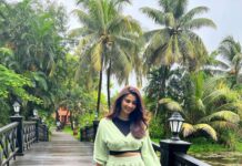Daisy Shah Instagram - Photo dump . . . Wearing: @appapop . . . #weekthatwentby #livelovelaugh #daisyshah