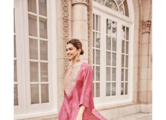 Deepika Padukone Instagram - A people without the knowledge of their past history, origin and culture is like a tree without roots. Thank you #KAOCA and to the people of my community for your love, warmth and blessings… I couldn’t be more proud…💗 #amchigele