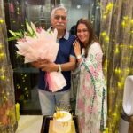 Dipika Kakar Instagram - Happy Birthday Papa… I Love you… My pillar of strength! You have taught me how to stay strong & face every situation of life ❤️ Aap hamesha aise hi haste raho hasaate rahobaur bahut strong raho bass yahi dua hai ❤️ And again I am a Day late in posting the pictures… his birthday was on the 19th July and we all had a great time bringing in his birthday…. . . and as always the perfect cake to add on to the celebration by our one n only @dcakecreations Thank u so much Rinku❤️ . my outfit : @ghoomarjaipur_