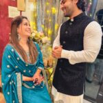 Dipika Kakar Instagram - A beautiful Candid moment from the evening… ❤️ #EidMubarak❤️