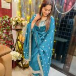 Dipika Kakar Instagram - Eid Mubarak Aap Sabko ❤️ . . My outfit of this Eid… A gift with all the love from my lovely @saba_ka_jahaan ❤️ Thank u Saba I Loveeddddd it 🥰