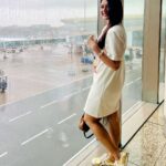 Divyanka Tripathi Instagram - A touristy airport photo dump... Mumbai - मुंबई