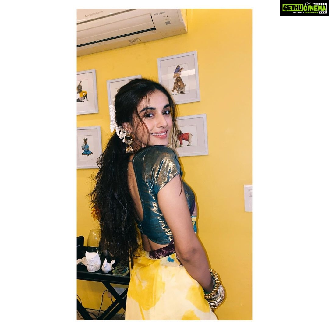 Divyansha Kaushik - 35K Likes - Most Liked Instagram Photos