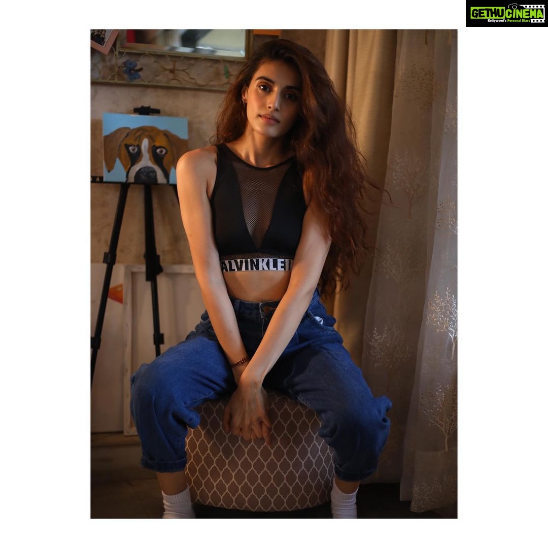 Divyansha Kaushik - 32.2K Likes - Most Liked Instagram Photos