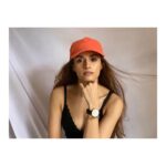 Divyansha Kaushik Instagram - Hey guys, last day to avail the latest offer by @danielwellington . You can buy a watch and get a complimentary strap! Also, you can use my code DIVYANSHA to save an additional 15%! #danielwellington