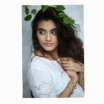 Divyansha Kaushik Instagram - 📸 @takulia hair and make up by the wonderful @kaushikanu ❤️