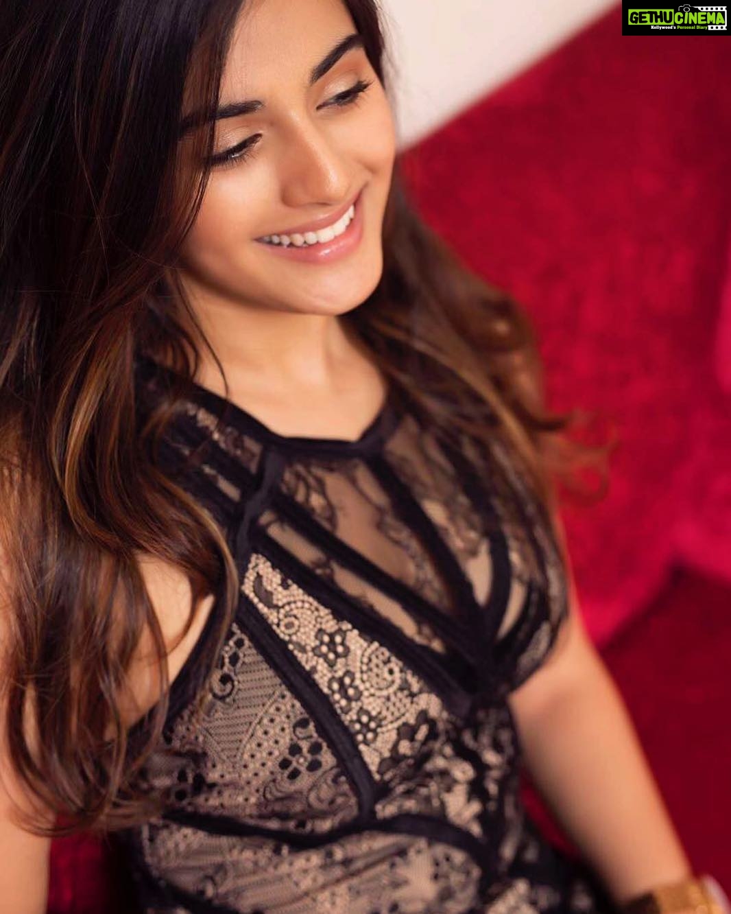 Divyansha Kaushik Instagram - 🖤 #happymonday