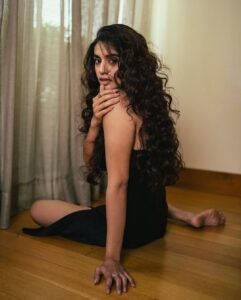 Divyansha Kaushik Instagram - 👀 shot by @studio.thepixelfarmer