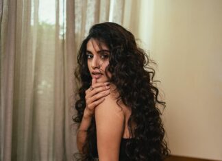 Divyansha Kaushik Instagram - 👀 shot by @studio.thepixelfarmer