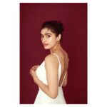 Divyansha Kaushik Instagram - 🌹 Shot by @mourya Hair and make up @kaushikanu Styling by @stylebykayal Outfit by @applique.design