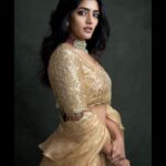 Eesha Rebba Instagram - I hide you in my eyes.. 💛 . . . . Now temme who’s that🤓😜