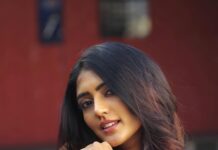 Eesha Rebba Instagram - Keepin’ it simple🦋