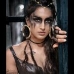 Erica Fernandes Instagram - Remember :- Be proud of who you are , not ashamed of how someone else sees you 😇🙏🏻 Outfit @officialsaishashinde @saishashinde05 Outfit courtesy @shrushti_216 Boots @londonrag_in Earrings @blingsutra Hair by @rahul_sharma221 Makeup @makeupbynayan 📷 @clickingg_it #internationaliconicawards #iia8 #awardsnight #metgalatheme #vikingstyle #viking #blacklove