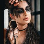 Erica Fernandes Instagram - Remember :- Be proud of who you are , not ashamed of how someone else sees you 😇🙏🏻 Outfit @officialsaishashinde @saishashinde05 Outfit courtesy @shrushti_216 Boots @londonrag_in Earrings @blingsutra Hair by @rahul_sharma221 Makeup @makeupbynayan 📷 @clickingg_it #internationaliconicawards #iia8 #awardsnight #metgalatheme #vikingstyle #viking #blacklove
